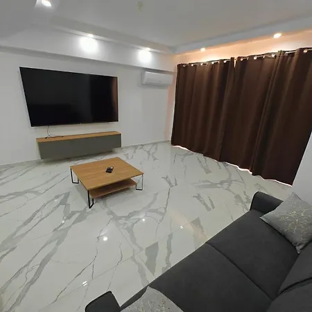 Large Deluxe * St. Paul's Bay