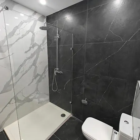 Large Deluxe Apartament St. Paul's Bay