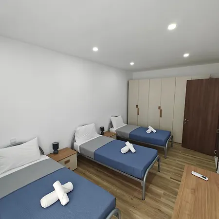 Apartamento Large Deluxe *