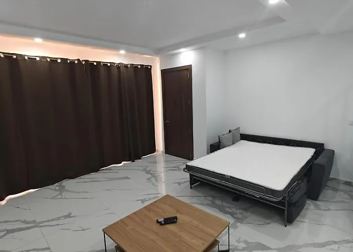 Apartment Large Deluxe *