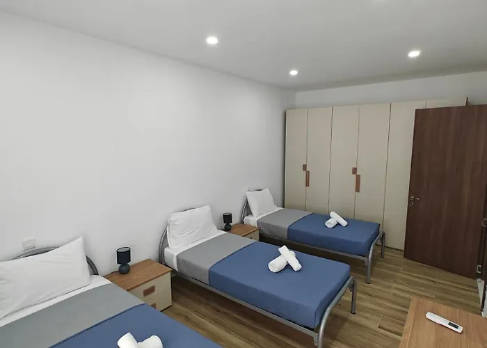 Апартаменты Large Deluxe *