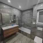 Large Deluxe Apartment
